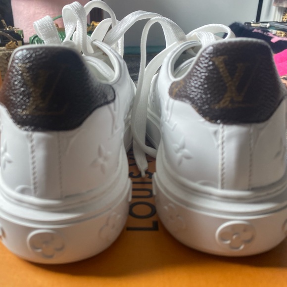 Louis Vuitton sneakers - Picture 12 of 15